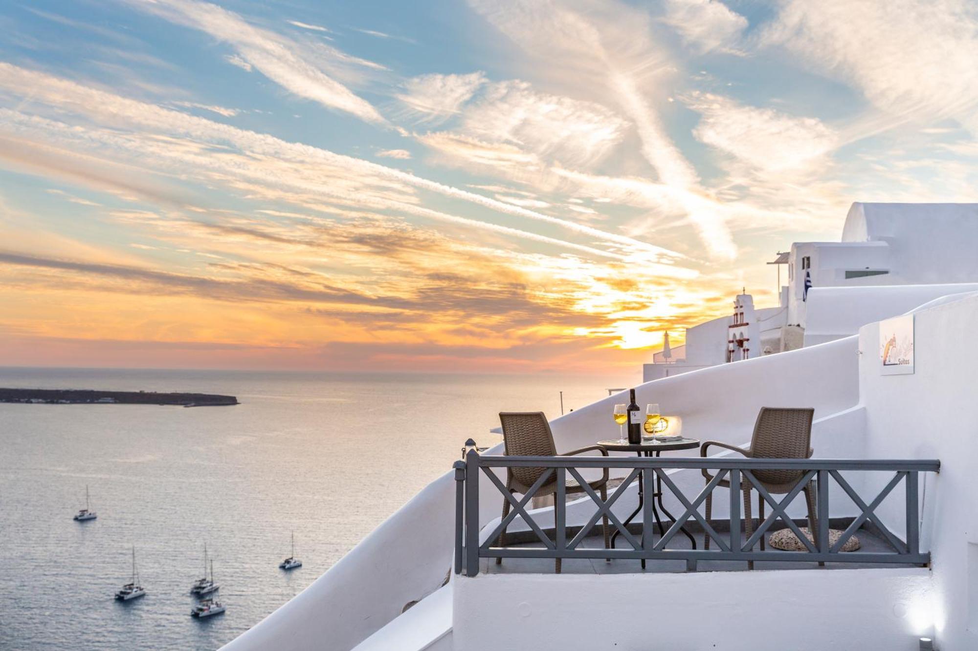 White Side Suites Oia  Exterior foto