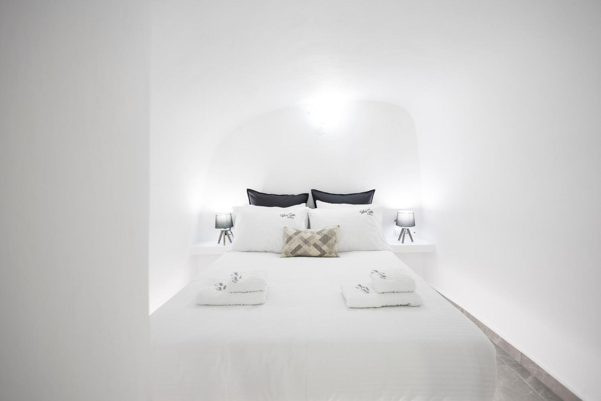White Side Suites Oia  Exterior foto